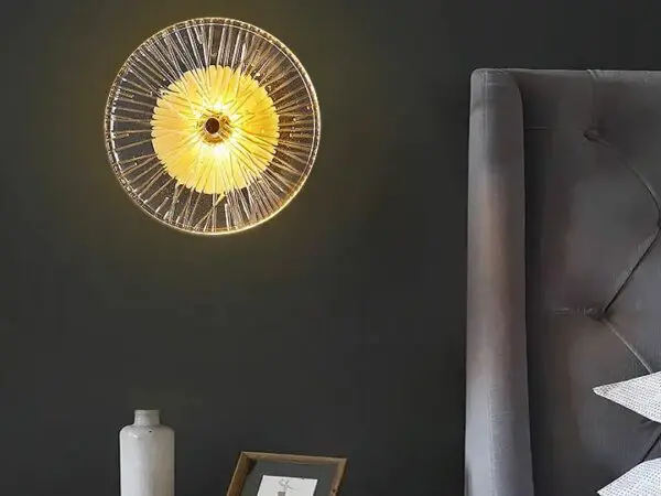 DEC006 ART DECO BRASS STYLE GLASS WALL LIGHT