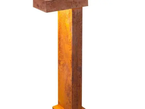 RUSTY Pathlight 70 LED Pole